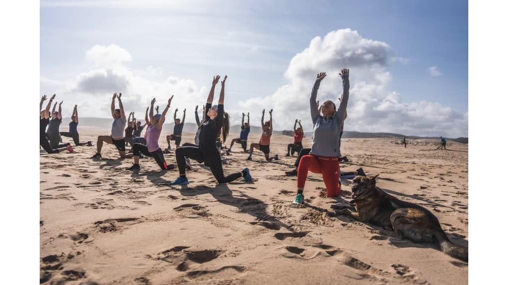 Teilnehmer beim Fitnessurlaub 2026 am Strand von Portugal | Original Bootcamp
