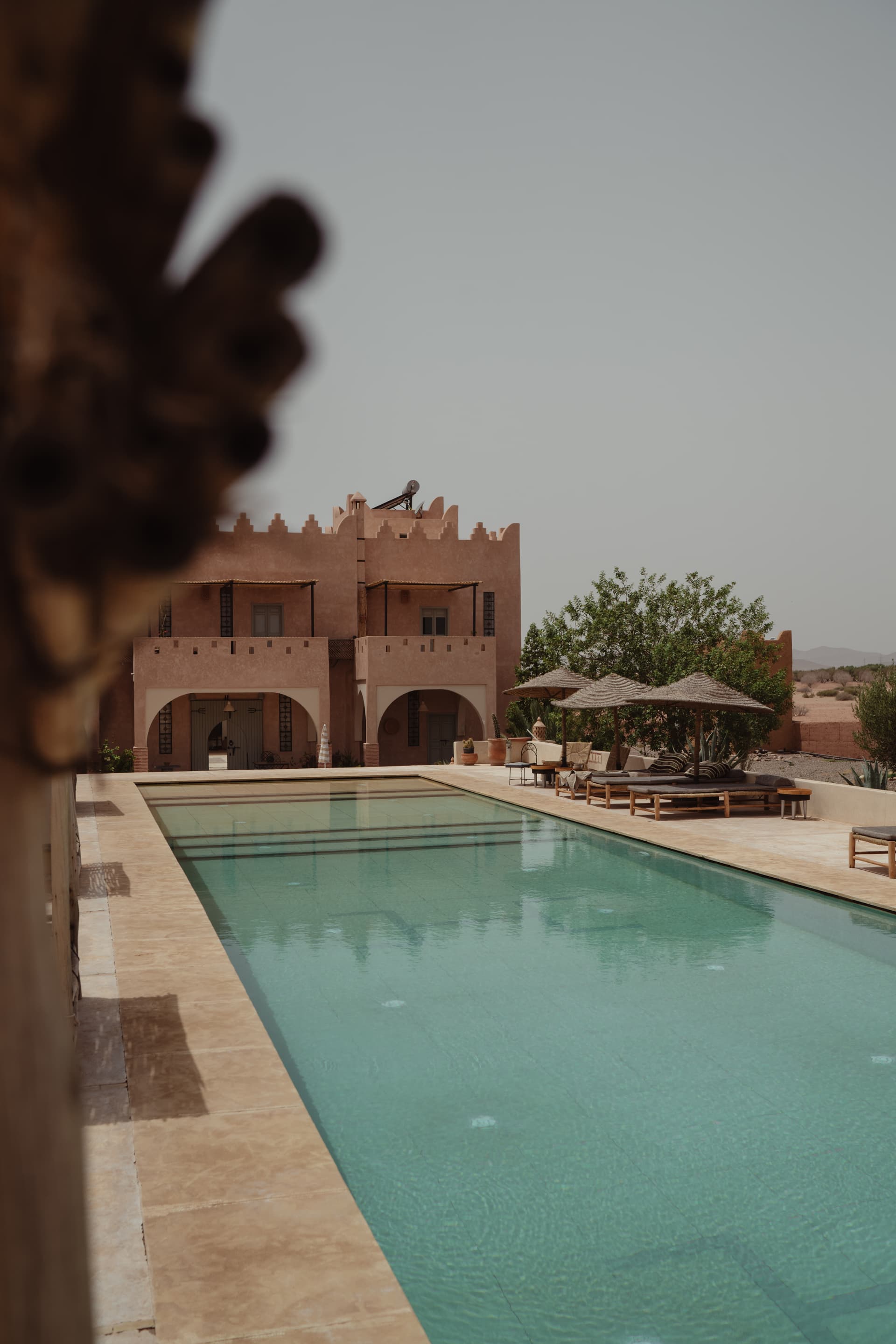 Der Pool der Unterkunft von unserem Frauen Retreat in Marokko